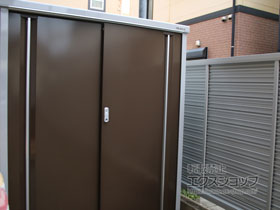 の物置・屋外倉庫 シンプリー 一般型 1320×905×1603 MJX-139D-TB 施工例