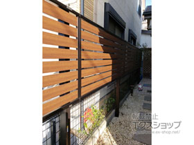 の門扉 モクアルフェンス 横板タイプ 2段支柱 自立建て用（パネル1段・2段） 施工例