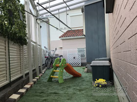 のフェンス・柵 メッシュフェンス G10-R 自由柱 施工例