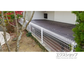 のフェンス・柵 メッシュフェンス G10-R 自由柱 施工例