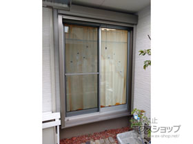 の窓シャッター リフォームシャッター イタリヤ 手動式 *片入隅納まり（外観右側） 施工例