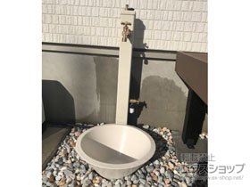 の立水栓・ガーデンシンク ファミエンテスマート2口　左右仕様 施工例