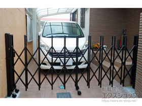 のカーゲート トリップゲート RB型 ノンレール 片開き 30S 施工例