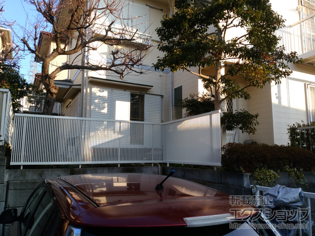 のフェンス・柵 ライシスフェンス 2型 細たて桟 フリーポールタイプ 施工例