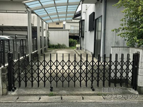 のカーゲート レイオス1型 ノンレール 片開き 42S 施工例