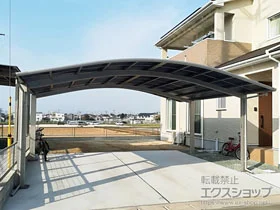 YKKAPのカーポート レイナツインポートグラン　積雪～20cm対応 施工例