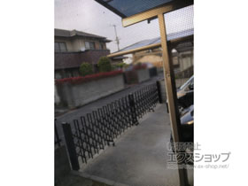 のカーゲート トリップゲート RC型 ノンレール 両開き 60W（30S+30M） 施工例