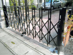 のカーゲート トリップゲート RB型 ノンレール 片開き　30S 施工例