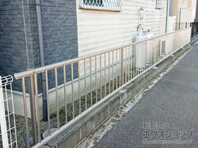 のフェンス・柵 ミエッタフェンス 防犯たて格子タイプ 自由柱施工 施工例