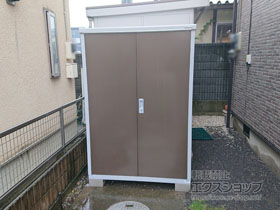 の物置・屋外倉庫 タイヤストッカー （BJX-139ET） 施工例