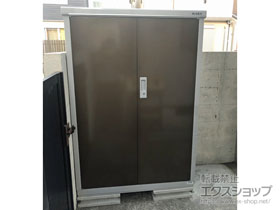 の物置・屋外倉庫 アイビーストッカー 1100×515×1603 BJX-115D-TB 施工例