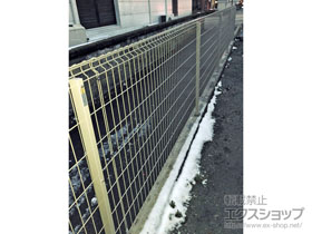 のフェンス・柵 イーネットフェンス 2F型 自由柱施工 施工例