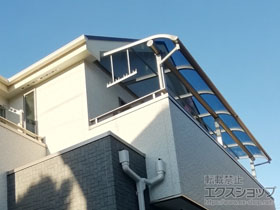 のバルコニー・ベランダ屋根 ヴェクターテラス R型 屋根タイプ 連棟 積雪〜20cm対応 施工例