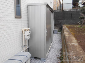 の物置・屋外倉庫 エスモ 一般型 2100×650×1959（ESE-2106A） ESE-2106A-SS 施工例