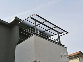 YKKAPのバルコニー屋根 ヴェクターテラス R型 屋根タイプ 単体 積雪～20cm対応 施工例