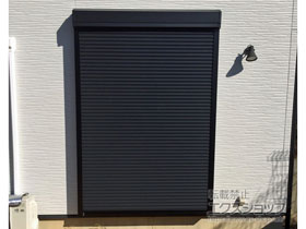 のガレージシャッター 【特注】リフォームシャッター 手動式 標準タイプ 施工例