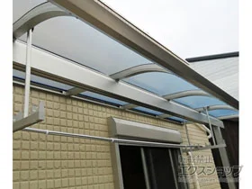 YKKAPのバルコニー屋根 ソラリア R型 屋根タイプ 単体 積雪～20cm対応 施工例