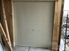 のガレージシャッター ガレージシャッタークワトロ 手動式 内部付タイプ 施工例