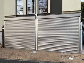 のガレージシャッター ガレージシャッタークワトロ 電動式 外部付タイプ 施工例