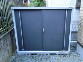 の物置・屋外倉庫 シンプリー 一般型 1520×755×1303（MJX-157C-P） MJX-157C-P-PG 施工例