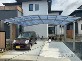LIXIL(リクシル)のカーポート ネスカR (ラウンドスタイル) ワイド 積雪～20cm対応 施工例
