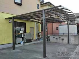 LIXIL(リクシル)のカーポート ネスカR (ラウンドスタイル) ワイド 積雪～20cm対応 施工例