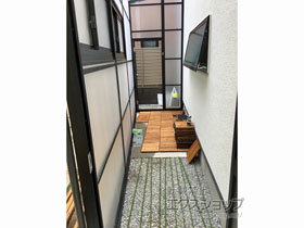 のストックヤード オイトック 波板囲い 両ドアタイプ 連棟 積雪〜20ｃｍ対応 施工例