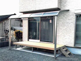 YKKAPのテラス屋根 ソラリア R型 テラスタイプ 単体 積雪～20cm対応 施工例