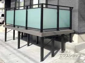 YKKAPのウッドデッキ リウッドデッキ200 施工例