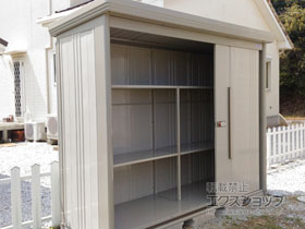 の物置・屋外倉庫 Mr.ストックマンダンディ 一般型 結露減少型 2532×890×2110（ND-Z2508） ND-Z2508-W 施工例