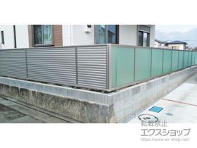 のフェンス・柵 ミエーネフェンス 目隠しルーバータイプ 自由柱施工 施工例