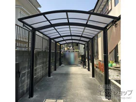 YKKAPのカーポート レイナワンポートグラン 縦連棟 積雪〜20cm対応 施工例