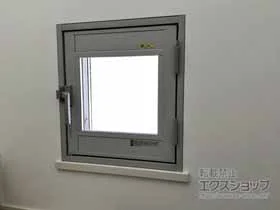 LIXIL リクシル(トステム)の内窓（二重窓・二重サッシ） インプラス ダストバリア仕様 開き窓 外観左吊元 施工例