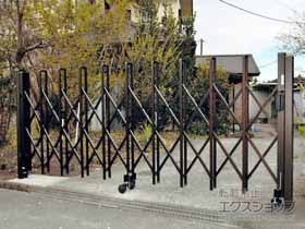 のカーゲート トリップゲート RA型 ノンレール 片開き 30S 施工例