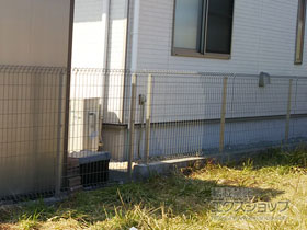 のフェンス・柵 イーネットフェンス1F型 自由柱タイプ 施工例