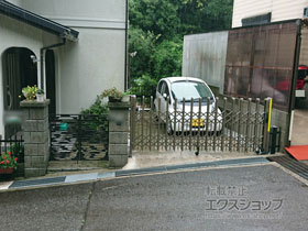 のカーゲート トリップゲート ペットガード型 ノンレール 片開き 30S 施工例