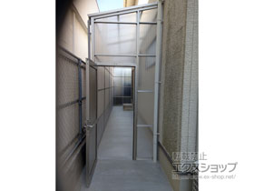 のストックヤード ストックヤードII 片側ドア付きタイプ 積雪〜20ｃｍ対応 施工例