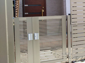 の門扉 ライシス門扉 1型 細横桟 両開き親子 柱使用 施工例