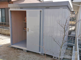 の物置・屋外倉庫 断熱物置 ネクスタプラス 扉タイプ 一般型 2630×1370×2075（NXP-36ST） NXP-36ST-MG 施工例