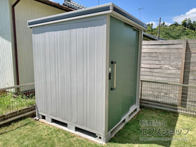 の物置・屋外倉庫 エルモ 一般型 1870×1870×2118（LMD-1818） LMD-1818-EG 施工例
