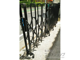 のカーゲート トリップゲート RB型 ノンレール 片開き親子62DO(13S+49T) 施工例