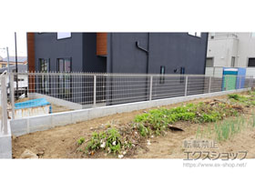 のフェンス・柵 メッシュフェンス G10-R 自由柱 施工例
