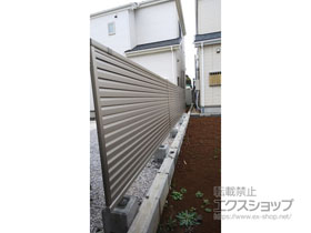 のフェンス・柵 ミエーネフェンス 目隠しルーバータイプ 自由柱施工 施工例