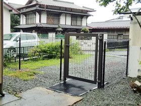 の門扉 アルメッシュ門扉 片開き 柱使用 施工例