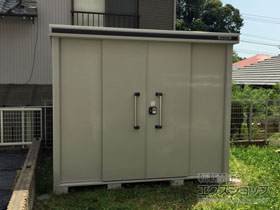 の物置・屋外倉庫 エルモ 一般型 2570×2220×2117 ※結露低減材付屋根 LMD-2522-CB 施工例