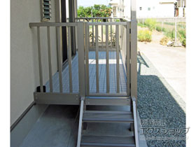 のバルコニー ビューステージFスタイル 単体 庭置き式 施工例