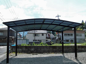 のカーポート ネスカR (ラウンドスタイル) ワイド 積雪〜20cm対応 施工例