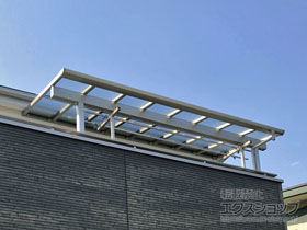 のバルコニー・ベランダ屋根 ソラリア F型 1500 屋根タイプ 単体 積雪〜50cm対応 施工例