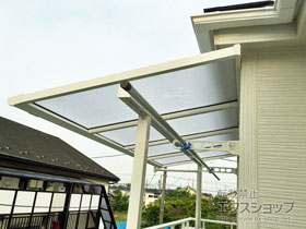 のバルコニー・ベランダ屋根 ソラリア F型 屋根タイプ 単体 積雪〜20cm対応 施工例