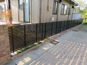 YKKAP�̃t�F���X�E��E�� �V���v���I�t�F���X3�^ �����i�q ���R���{�H �{�H��